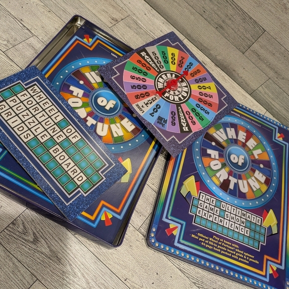 Wheel of Fortune Game Tin   Collectable - Picture 5 of 8